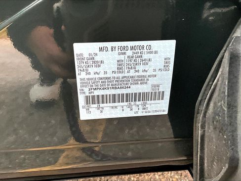 Used 2024 Ford Edge Titanium image 33