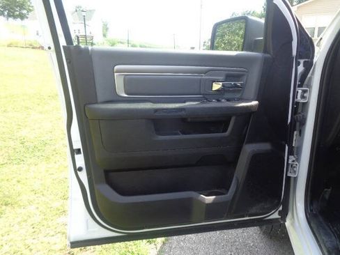 Used 2022 RAM 1500 Classic SLT w/ Electronics Group AWD/4WD image 11