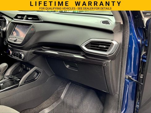 Used 2023 Chevrolet TrailBlazer LT FWD image 17