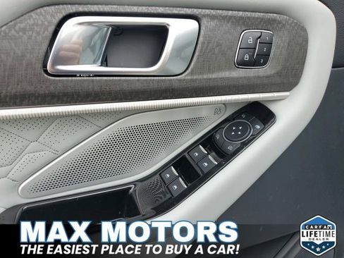 New 2026 Ford Explorer Platinum w/ LUX Leather Package image 24