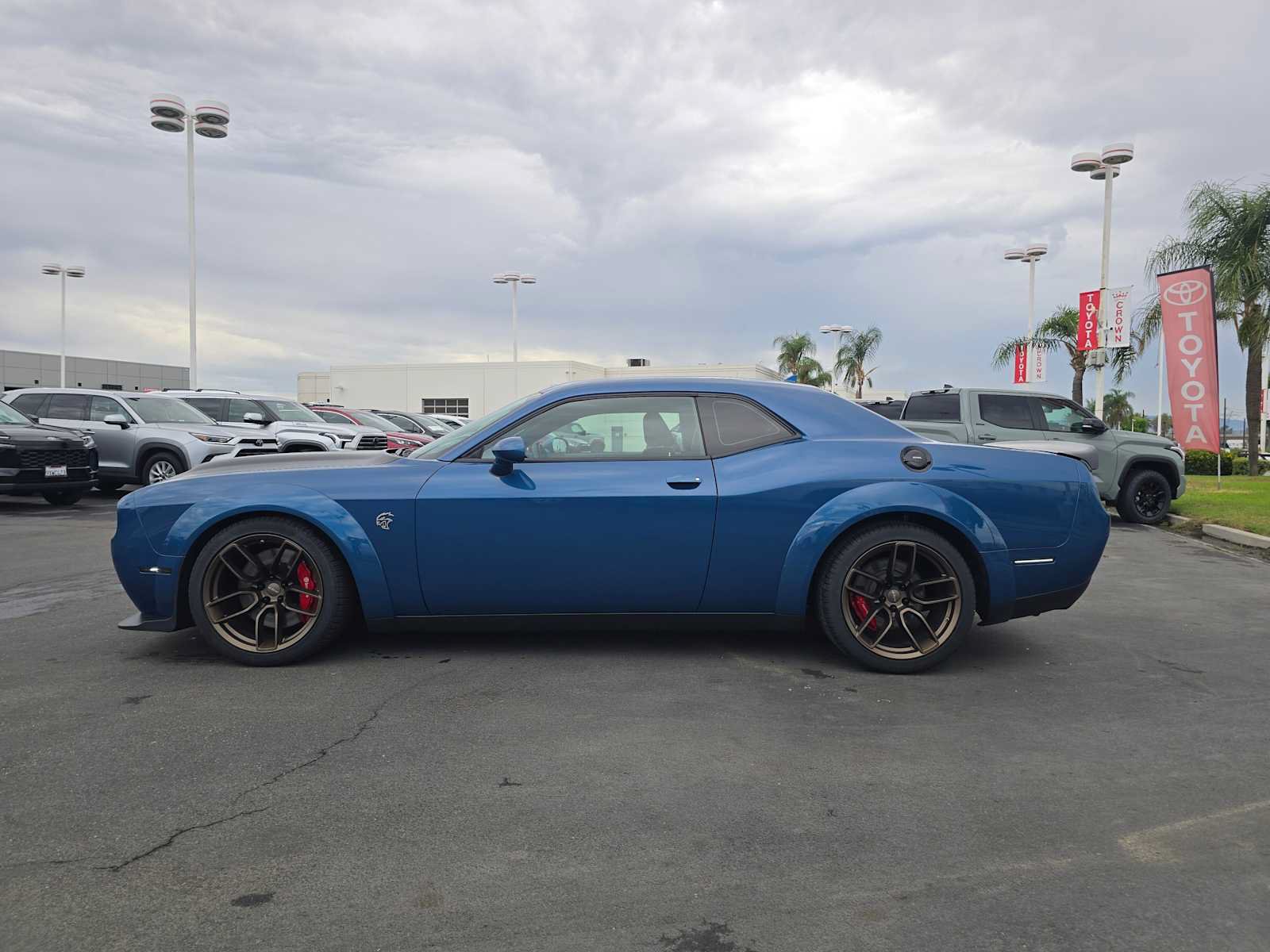 Used 2020 Dodge Challenger SRT Hellcat RWD image 6