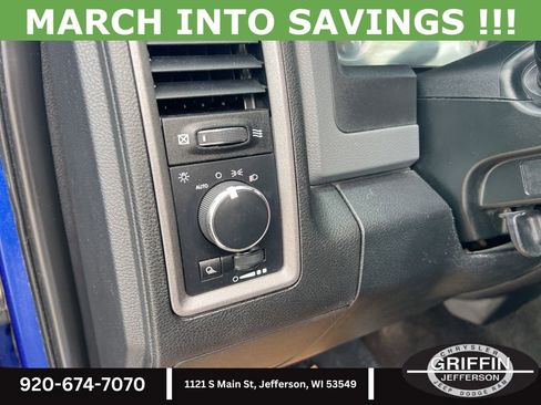 Used 2018 RAM 2500 Tradesman w/ Chrome Appearance Group image 15