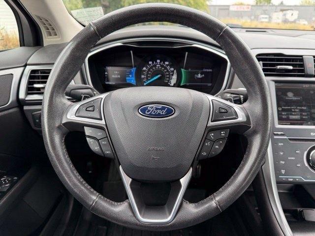 Used 2014 Ford Fusion Titanium AWD/4WD image 21