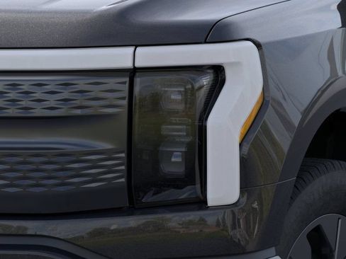 New 2025 Ford F150 Lightning Flash AWD/4WD image 33
