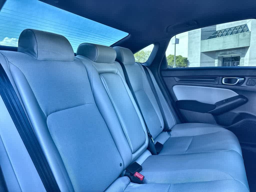Used 2025 Honda Civic Sport image 26