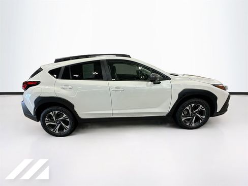 Certified 2024 Subaru Crosstrek 2.0i Premium image 4