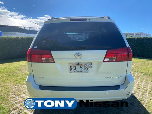 Used 2004 Toyota Sienna CE FWD image 25