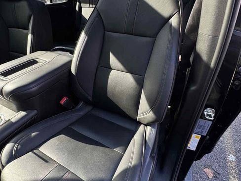 Used 2023 Chevrolet Tahoe RST image 7