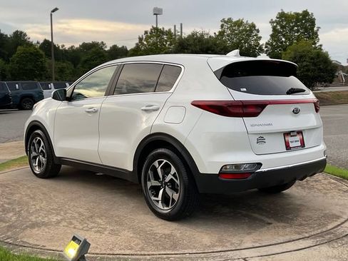 Used 2021 Kia Sportage LX FWD image 5