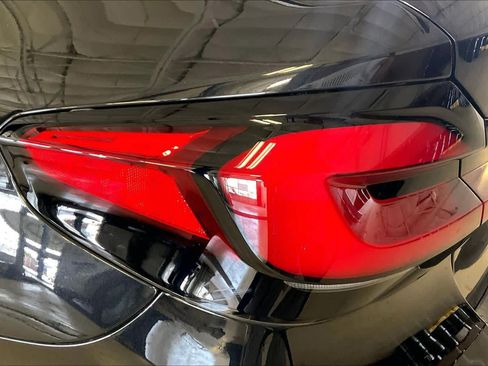 Used 2022 BMW 530i w/ Premium Package RWD image 26
