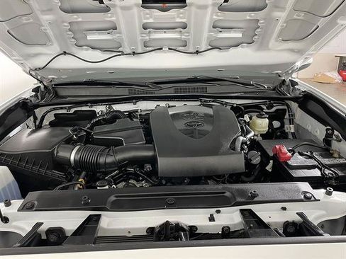 Certified 2021 Toyota Tacoma TRD Sport w/ Technology Package AWD/4WD image 20