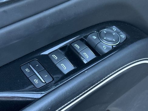 Used 2023 Cadillac Escalade Sport Platinum w/ LPO, ONYX Package image 12