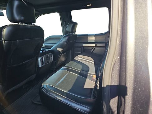Used 2016 Ford F150 Lariat w/ Equipment Group 502A Luxury AWD/4WD image 14