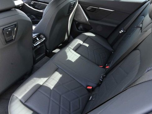 Used 2026 BMW 530i w/ M Sport Package RWD image 10