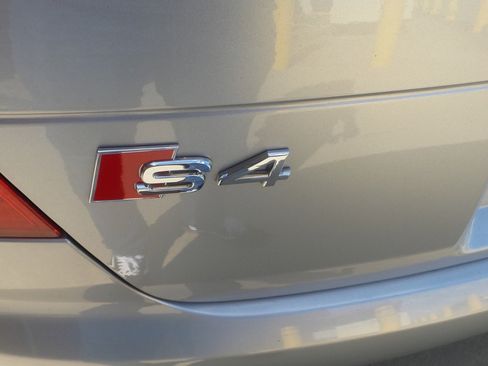 Used 2005 Audi S4 Cabriolet image 69