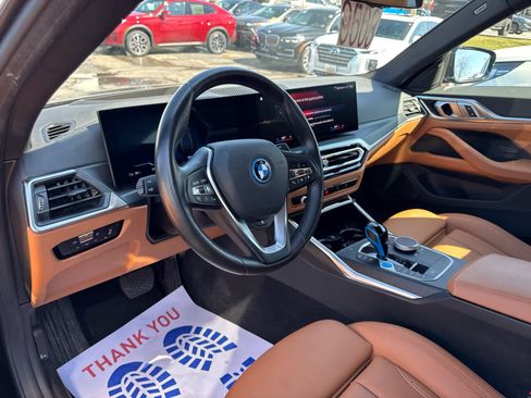 Used 2023 BMW i4 eDrive40 w/ Premium Package image 7