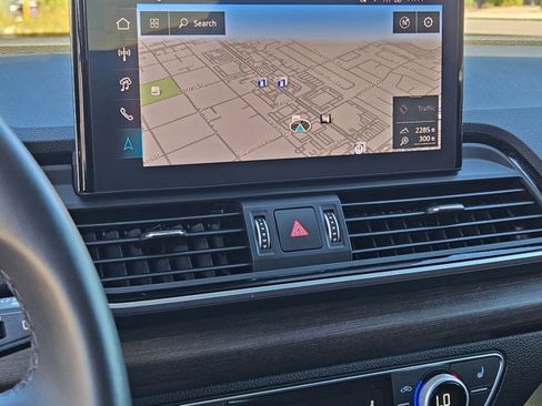 Certified 2025 Audi Q5 2.0T Premium Plus w/ Premium Plus Package image 14