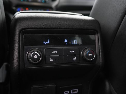 Used 2023 GMC Acadia AT4 w/ GMC Pro Grade Package AWD/4WD image 17