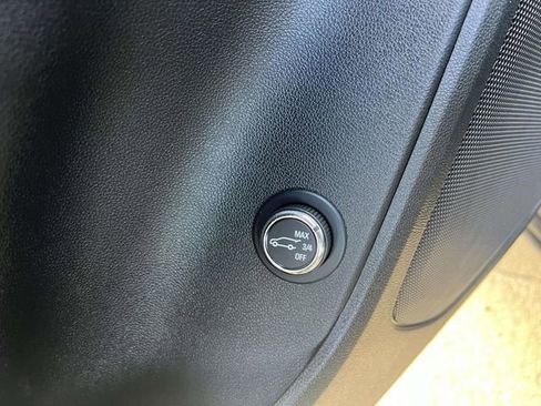 Certified 2025 Chevrolet Blazer LT image 21