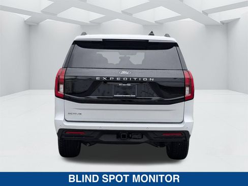 New 2026 Ford Expedition Active RWD image 7