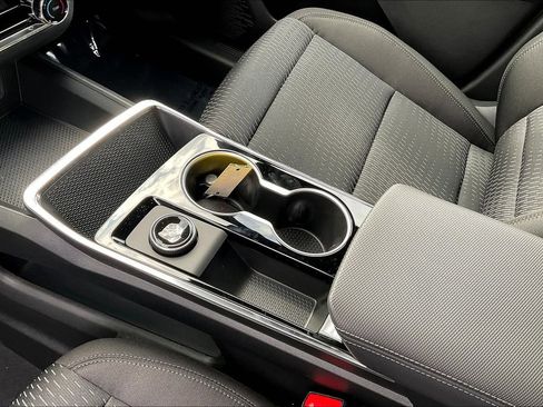New 2026 Chevrolet Equinox LT w/ LPO, Floor Liner Package FWD image 23