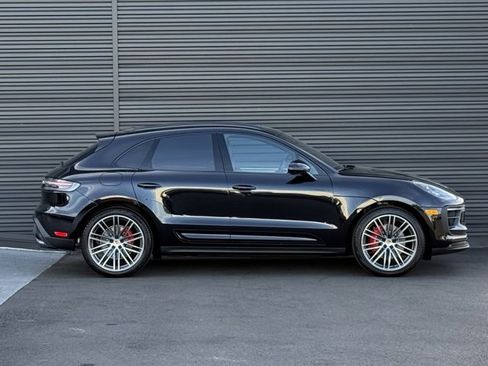 New 2025 Porsche Macan S image 8