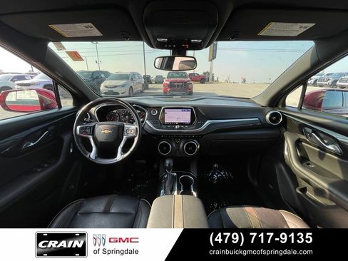 Used 2019 Chevrolet Blazer Premier w/ Sun and Wheels Package FWD image 27
