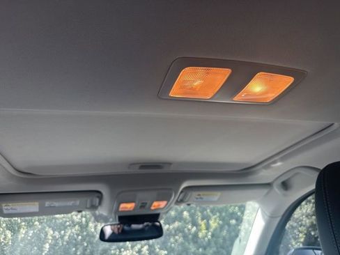 Used 2024 MAZDA CX-5 AWD 2.5 S w/ Premium Package image 17