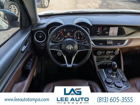 Used 2019 Alfa Romeo Stelvio Ti w/ Nero Edizione image 17