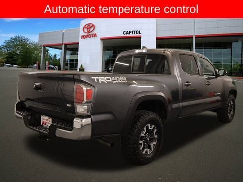 Used 2022 Toyota Tacoma TRD Off-Road image 5