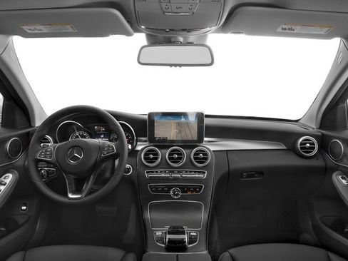 Used 2018 Mercedes-Benz C 300 4MATIC Sedan image 8