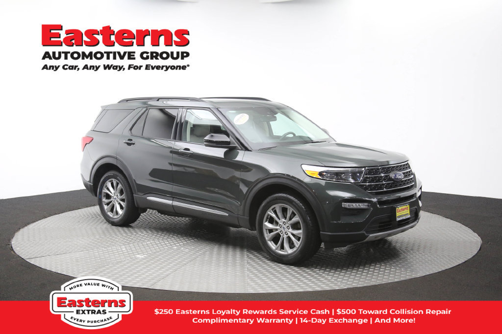 Used 2023 Ford Explorer XLT w/ Equipment Group 202A AWD/4WD image 55