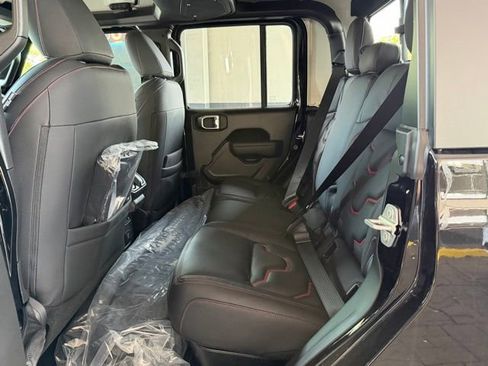 New 2026 Jeep Gladiator Sport AWD/4WD image 22