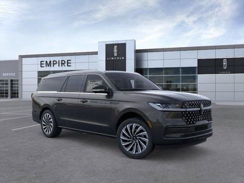 New 2026 Lincoln Navigator L Black Label AWD/4WD image 7