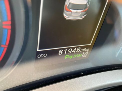 Used 2017 Toyota RAV4 Limited w/ Protection Package AWD/4WD image 5