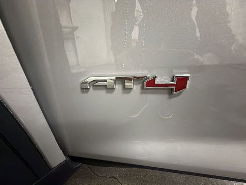 New 2026 GMC Acadia AT4 w/ Super Cruise Package image 31