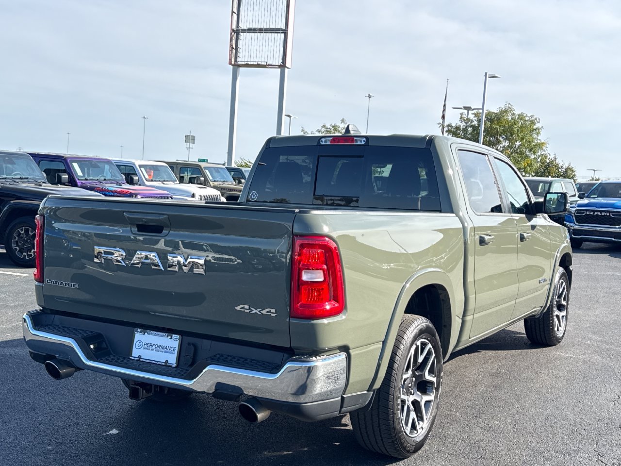 Used 2026 RAM 1500 Laramie AWD/4WD image 3