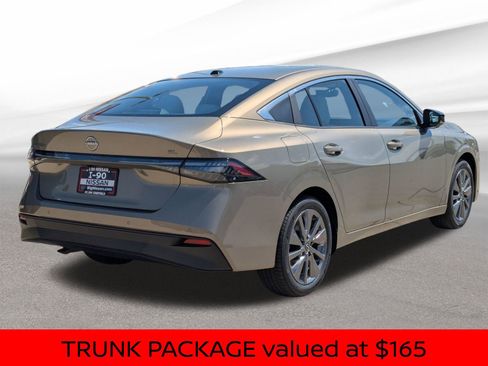 New 2026 Nissan Sentra SL w/ Floor Mat Package FWD image 6