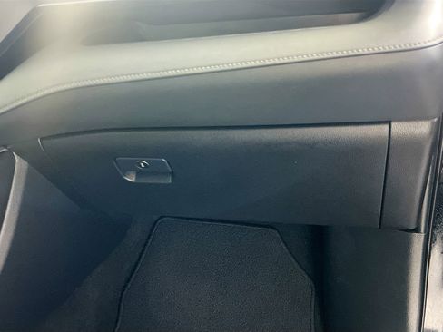 Used 2023 Toyota Highlander XLE image 34