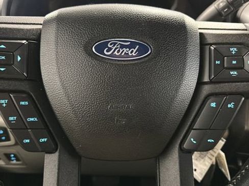 Used 2018 Ford F150 XLT w/ Equipment Group 302A Luxury AWD/4WD image 15
