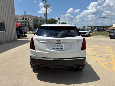 Used 2021 Cadillac XT5 Luxury w/ LPO, Floor Liner Package FWD image 7