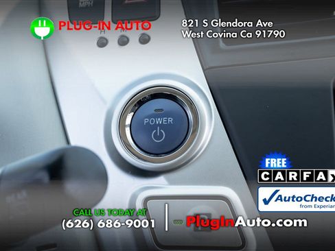 Used 2012 Toyota Prius V Five image 22