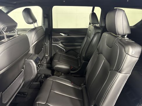 New 2026 Jeep Grand Cherokee L Limited AWD/4WD image 14
