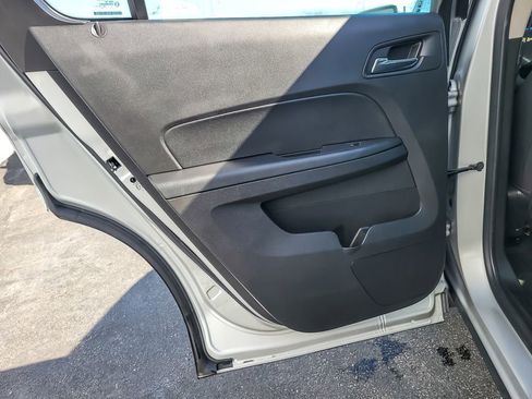 Used 2017 Chevrolet Equinox LS image 15