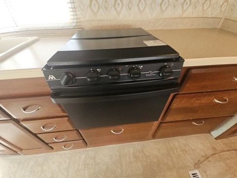 Used 2005 Ford E-450 and Econoline 450 image 31