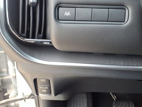 Used 2025 Nissan Armada SV RWD image 36