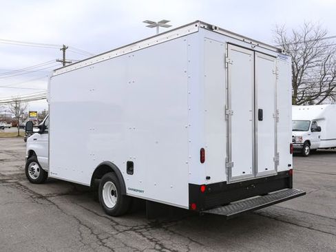 New 2026 Ford E-350 and Econoline 350 Super Duty w/ Power Equipment Group RWD image 8