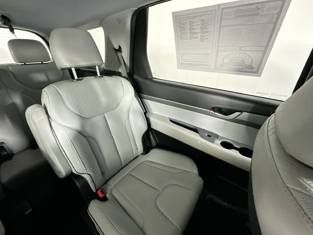 Used 2024 Hyundai Palisade SEL FWD image 14