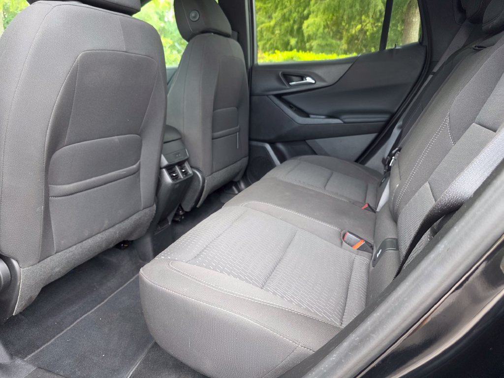 Used 2026 Chevrolet Equinox LT FWD image 28