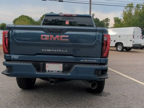 New 2025 GMC Sierra 2500 Denali w/ Denali Reserve Package image 7